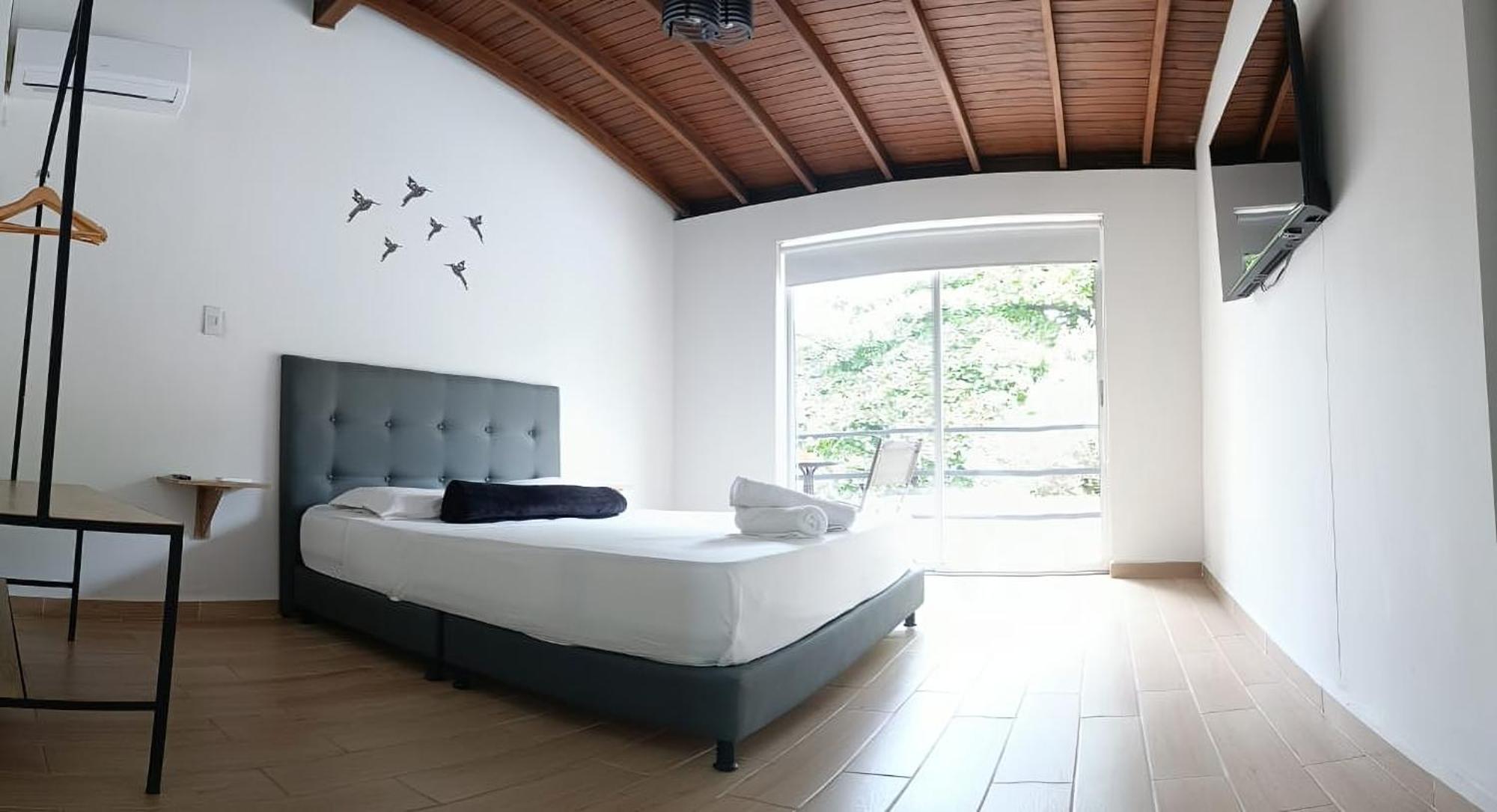 Cloud9 Hostel Medellin Exterior photo